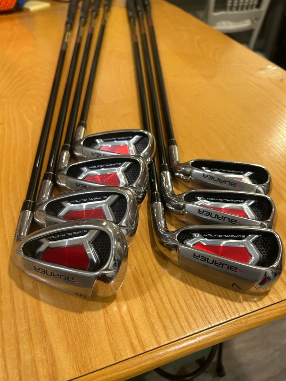 Taylormade Burner Super Launch Iron Set. RH. 5,6,7,8,9,PW,SW